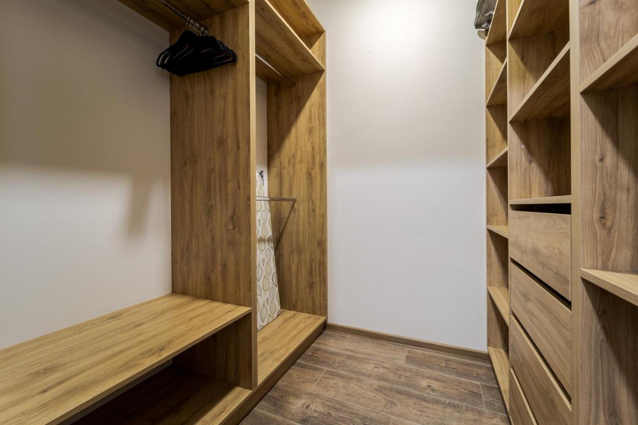 Apartment Inshiapartments On Pid Dubom Str
